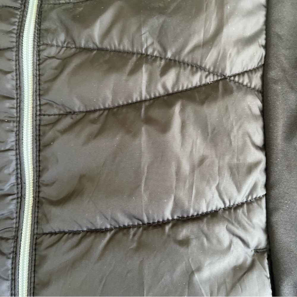 LA Kings Women's Black Puffer Vest Quilted Medium Pockets - Picture 3 of 16